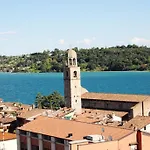 Ai Colli